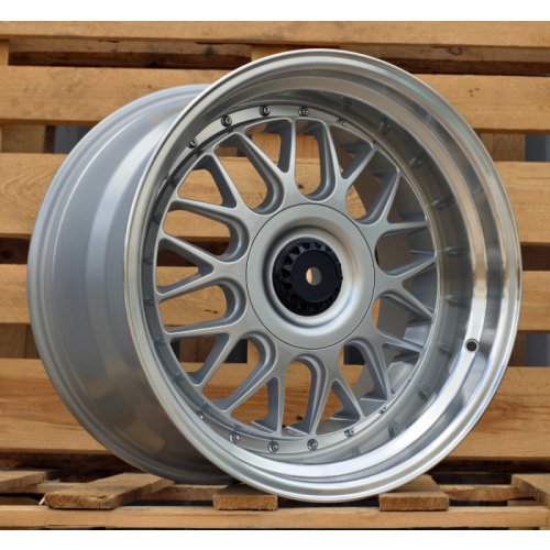 Alu kola Racing Line XE244, 18x8.5 5x120 ET25, stříbrná + leštěný límec