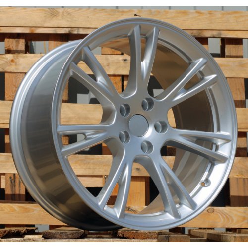Alu kola Racing Line D2049, 19x9.5 5x114.3 ET45, stříbrná